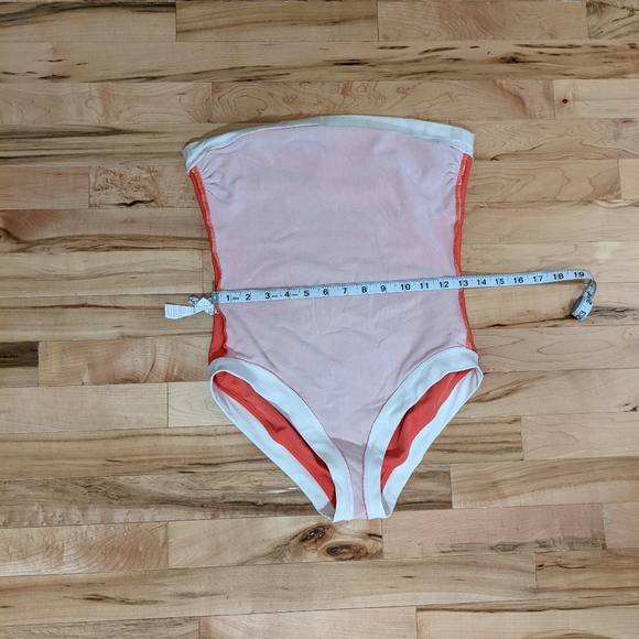 Lacoste Swimsuit. Size 40. EUC. - Picture 9 of 9